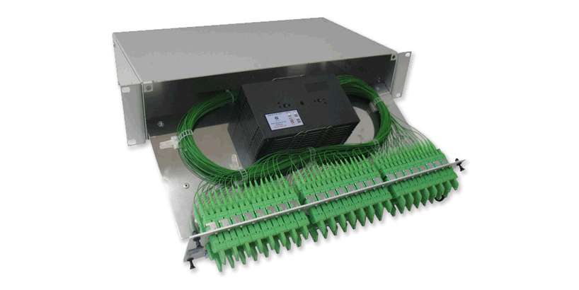 2 Units fiber interconnect patchpanel